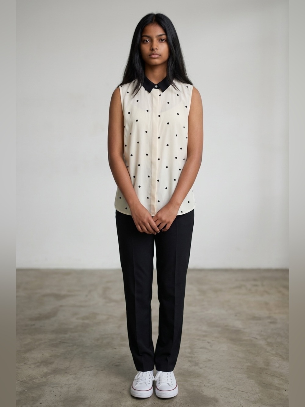 Ann Taylor Polka Dot Sleeveless Blouse Black Collar Size